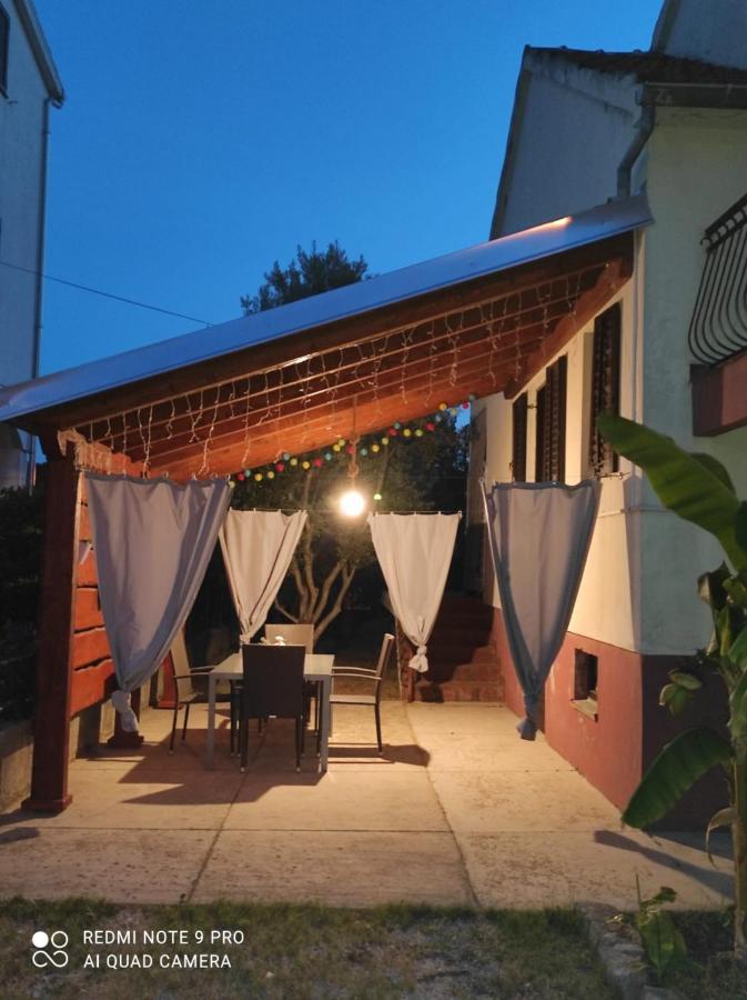 Apartments Maya Biograd na Moru Kültér fotó